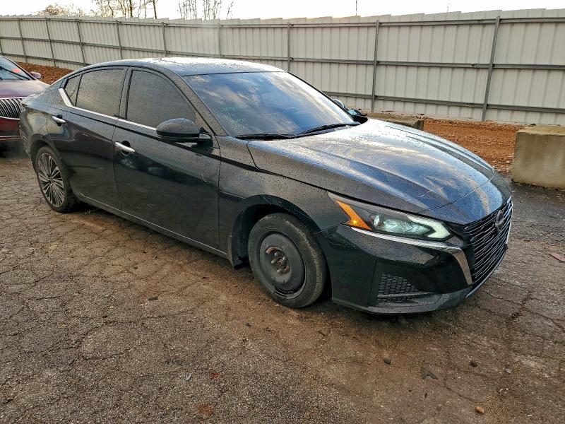 2023 Nissan Altima sl