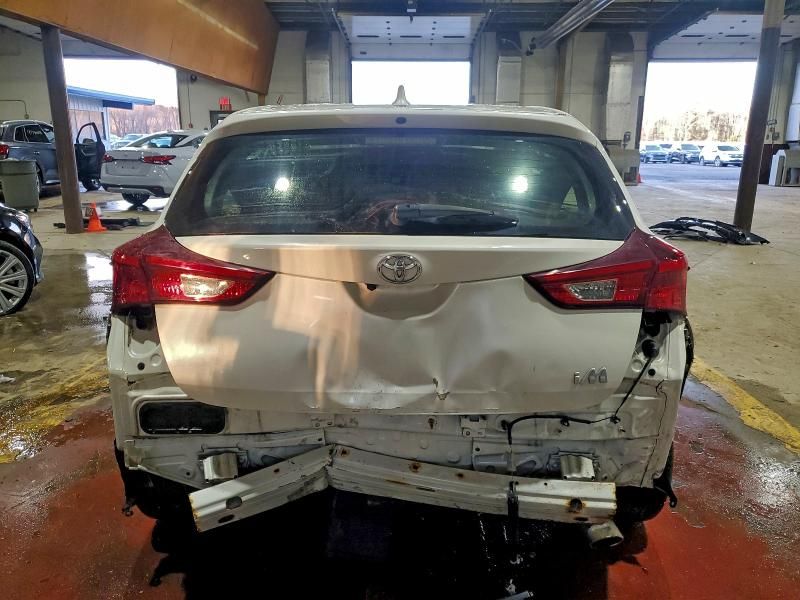 2017 Toyota Corolla im