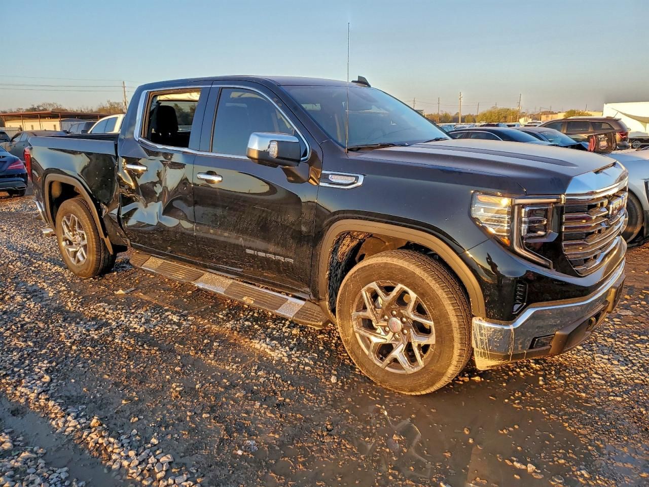 2026 GMC Sierra C1500 slt