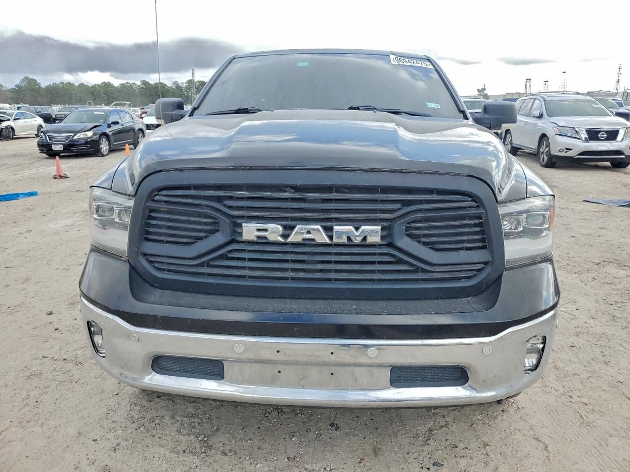 2017 Dodge Ram 1500 slt