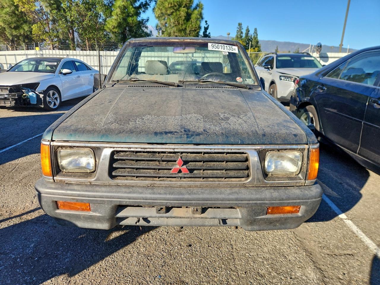 1995 Mitsubishi Mighty Max