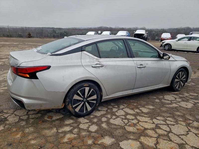 2020 Nissan Altima sv