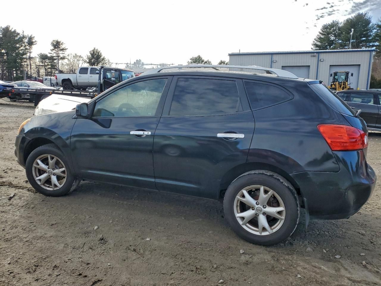 2010 Nissan Rogue s