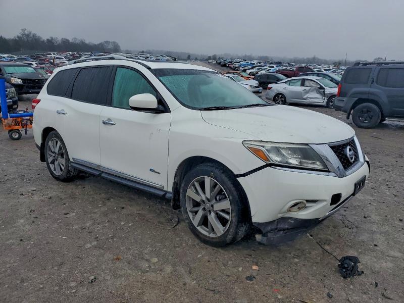2014 Nissan Pathfinder sv Hybrid