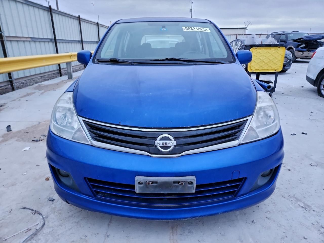 2010 Nissan Versa s