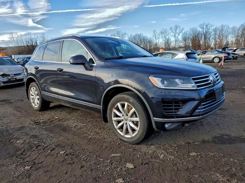 2016 Volkswagen Touareg Sport
