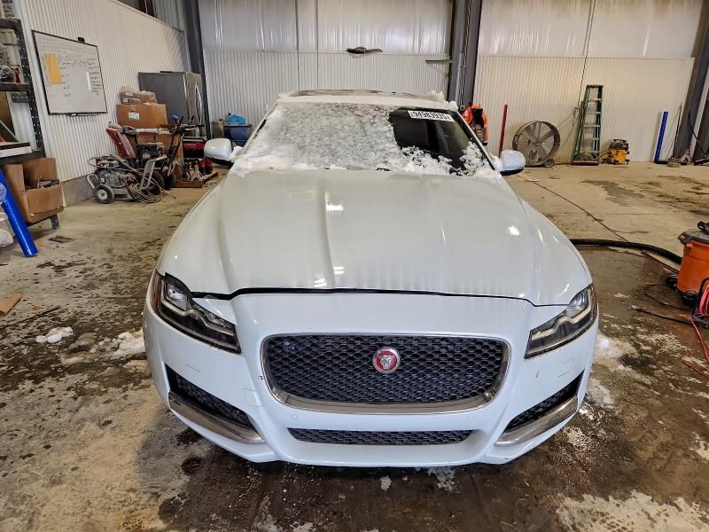 2016 Jaguar Xf Prestige