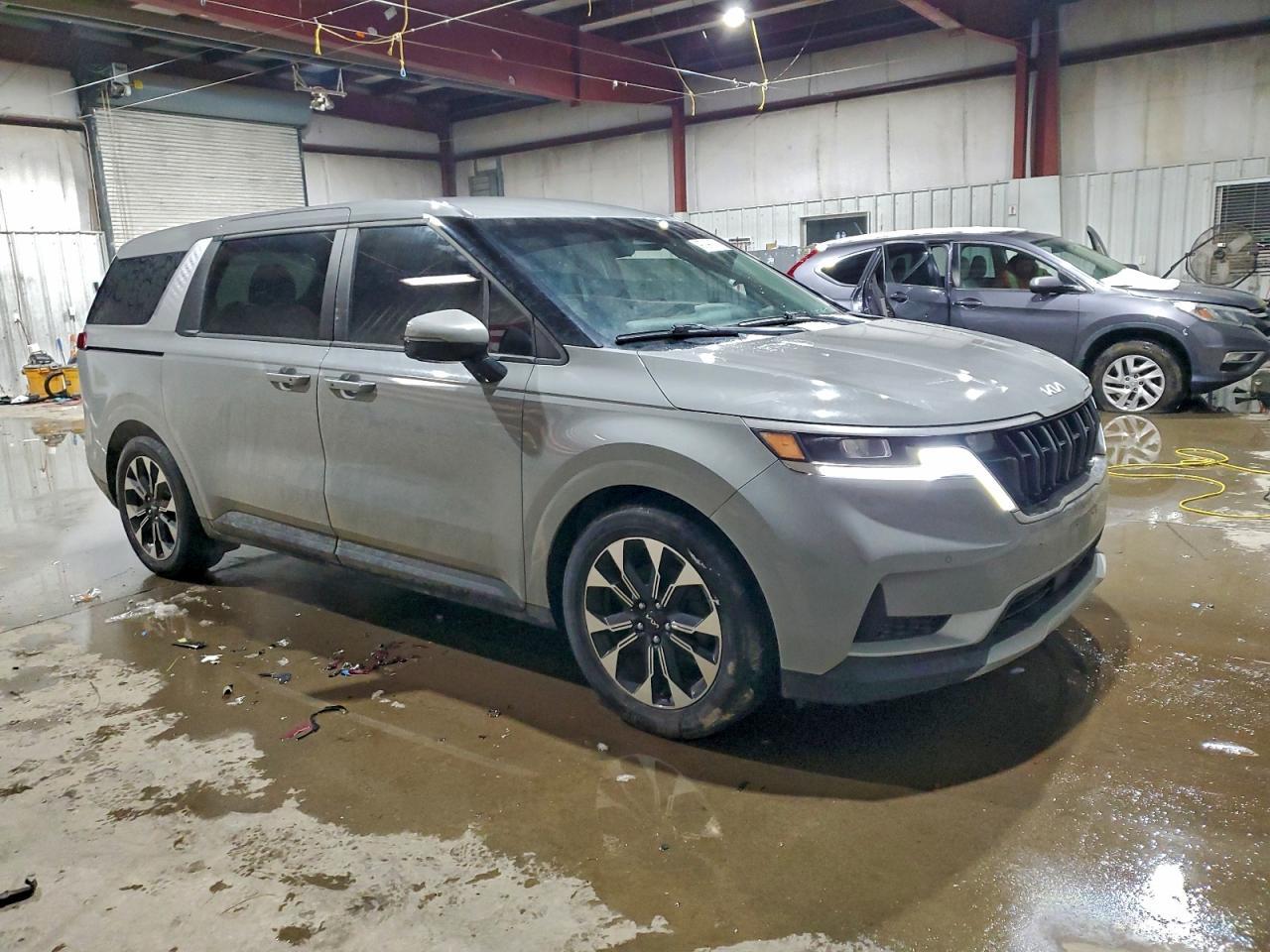 2023 KIA Carnival ex