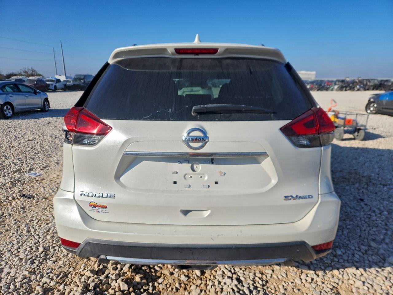 2018 Nissan Rogue s