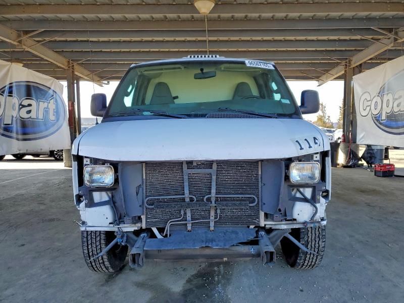 2017 Chevrolet Express G2500