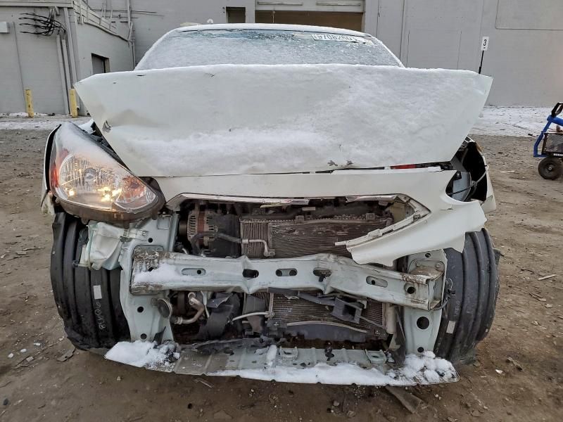 2019 Mitsubishi Mirage es