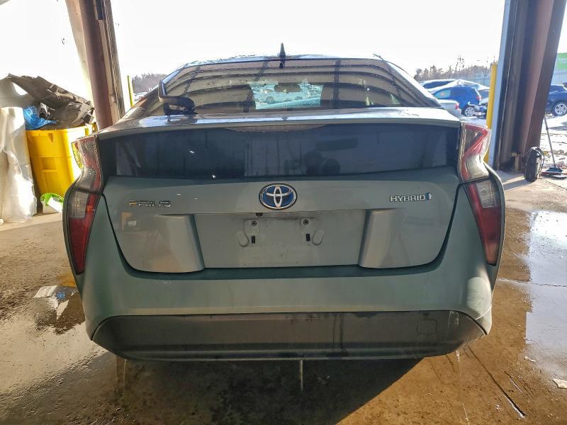 2016 Toyota Prius Three