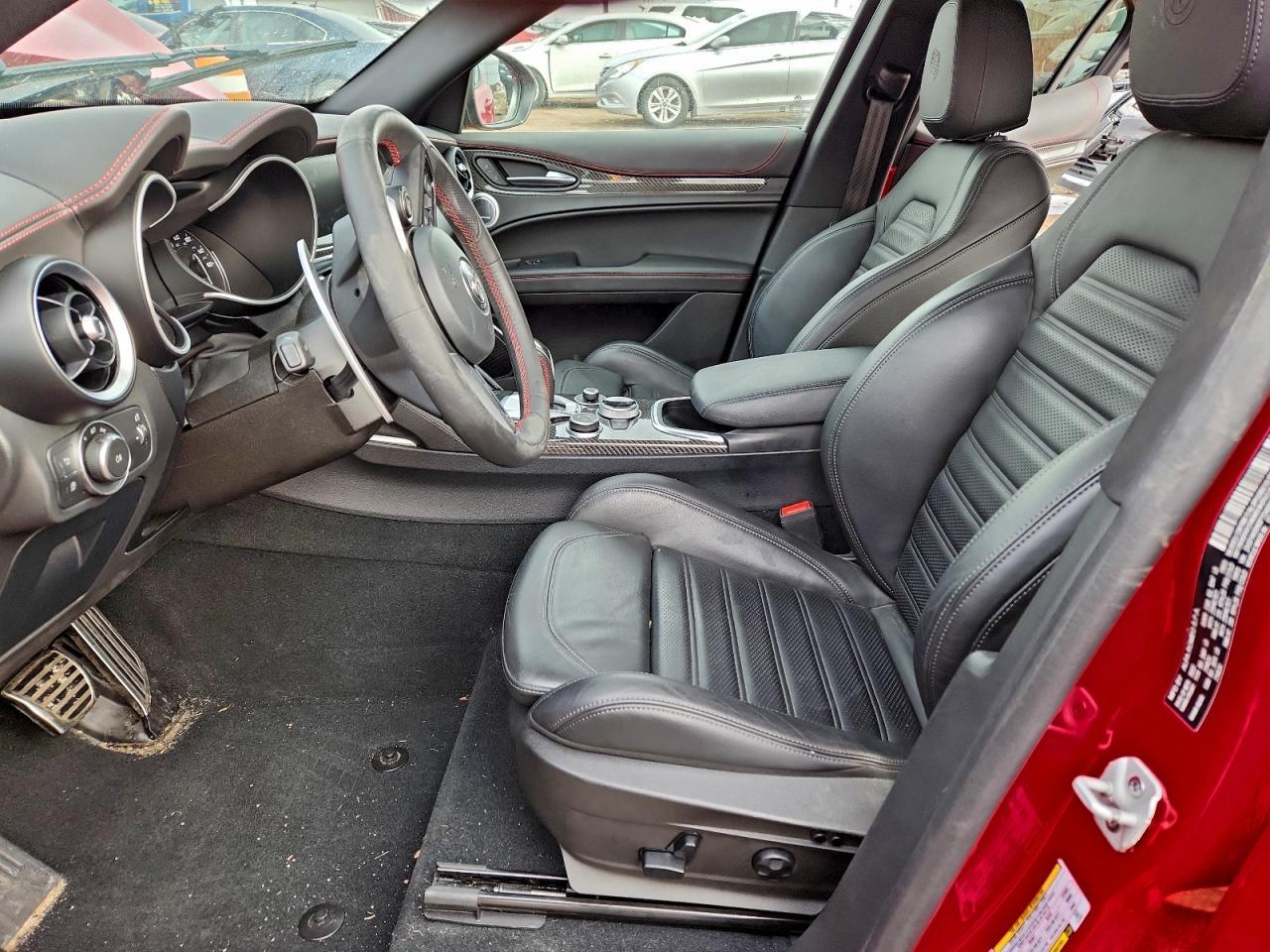 2023 Alfa Romeo Stelvio ti