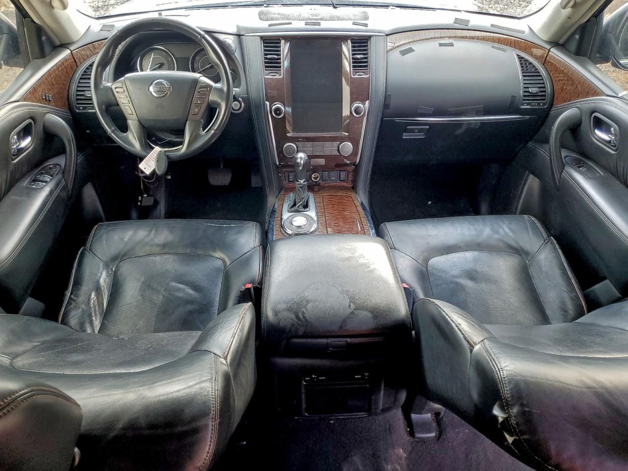 2017 Nissan Armada sv