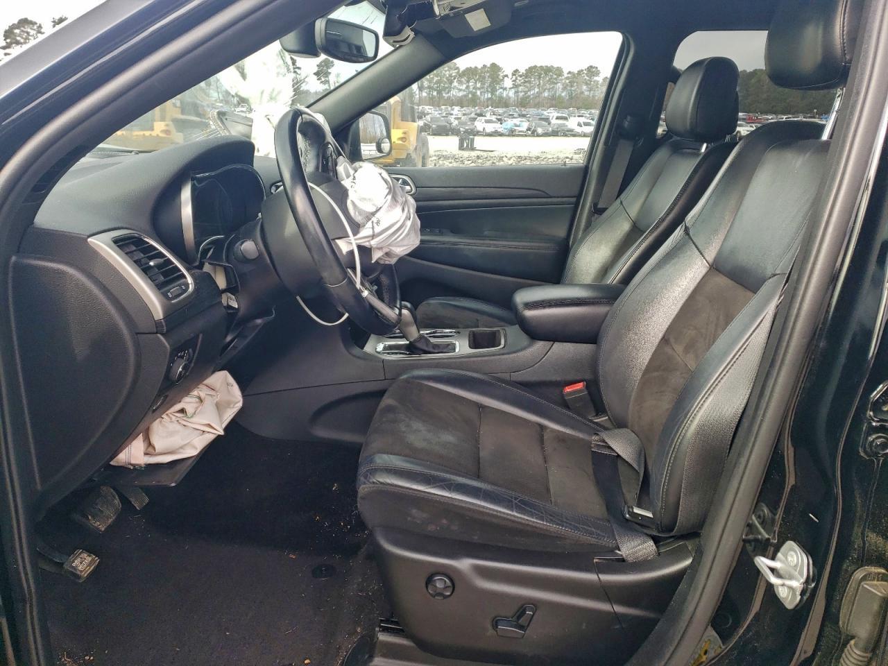 2019 Jeep Grand Cherokee Laredo