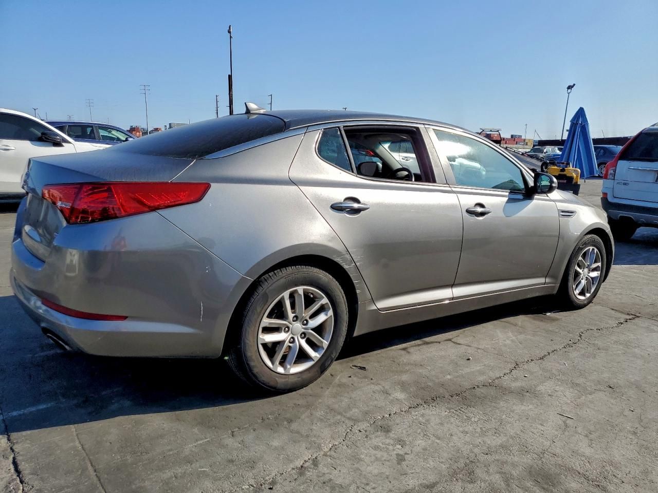 2012 KIA Optima lx