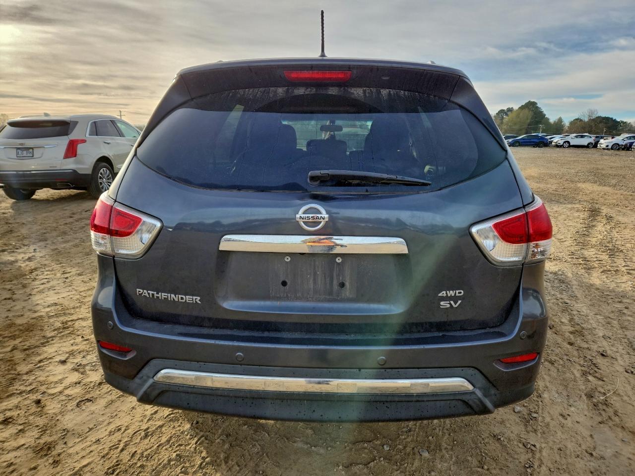 2014 Niss Pathfinder sv