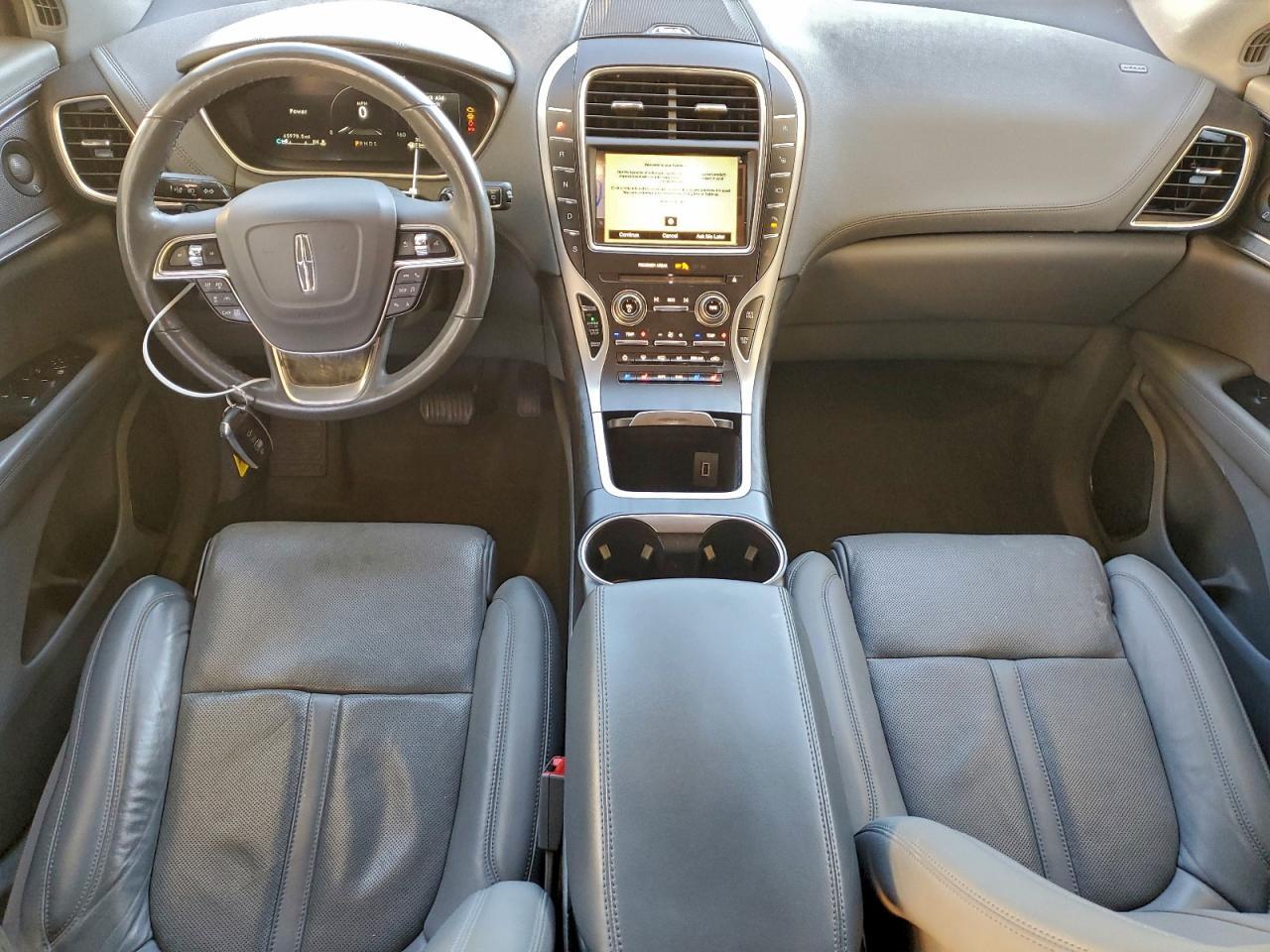 2019 Lincoln Nautilus Reserve