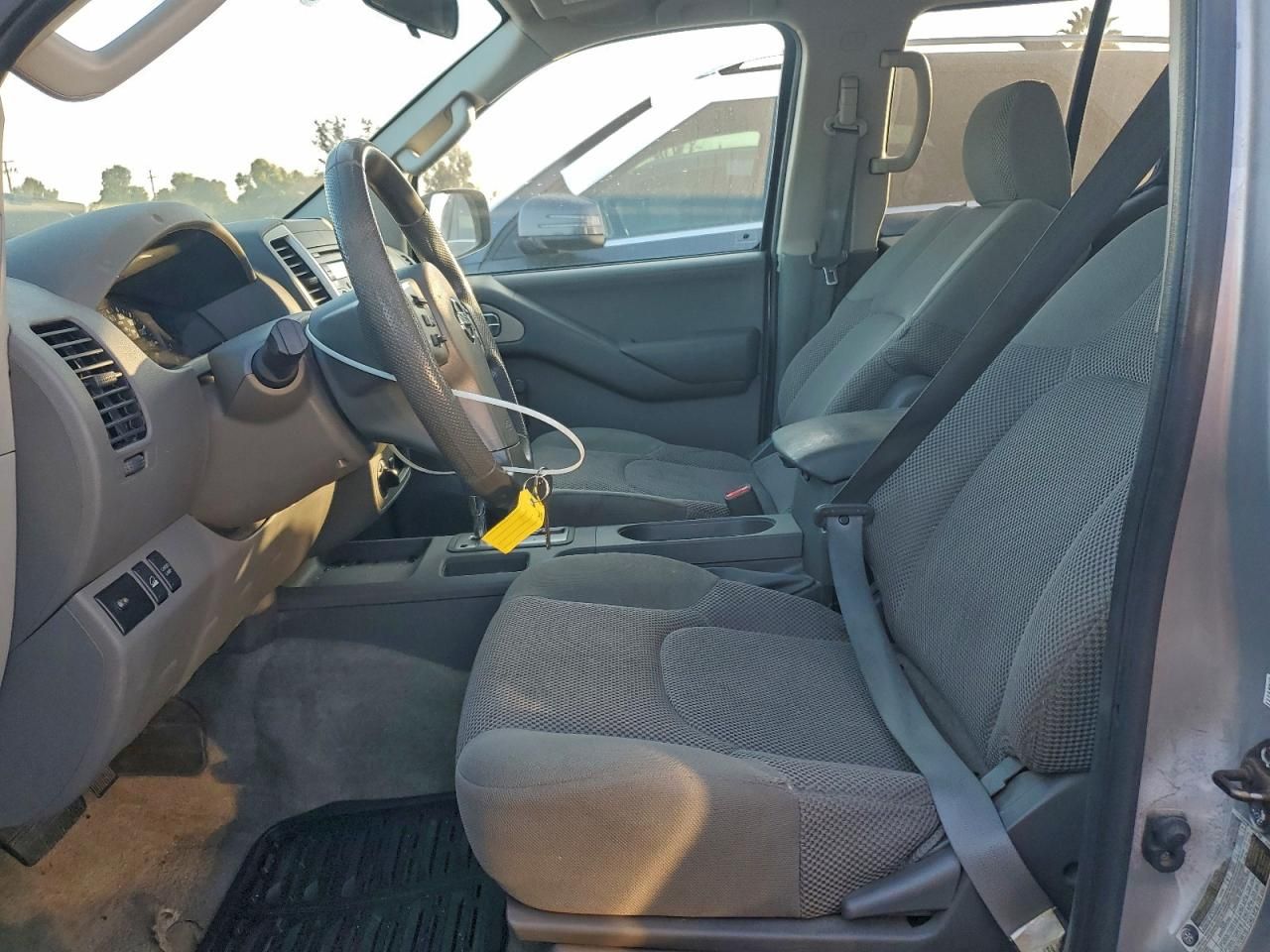 2014 Nissan Frontier S