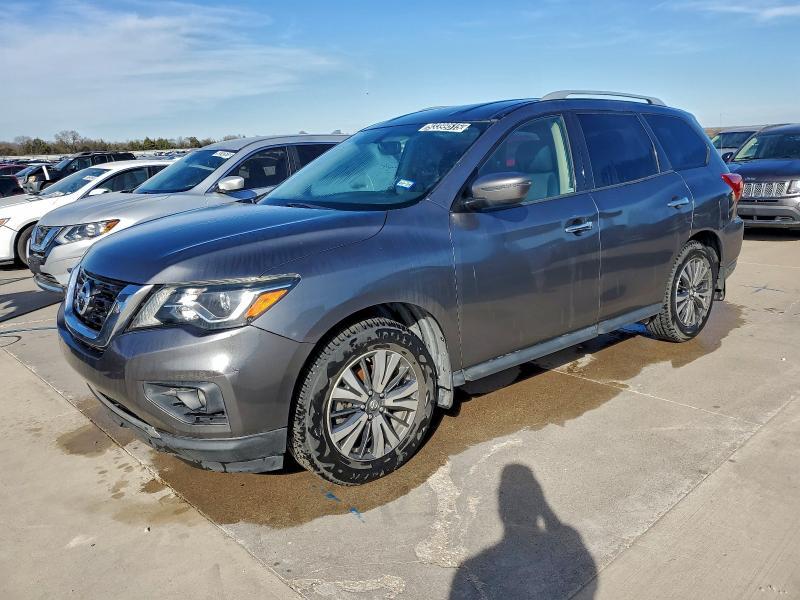 2018 Nissan Pathfinder s