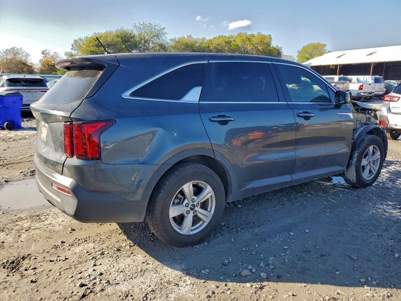 2023 KIA Sorento lx