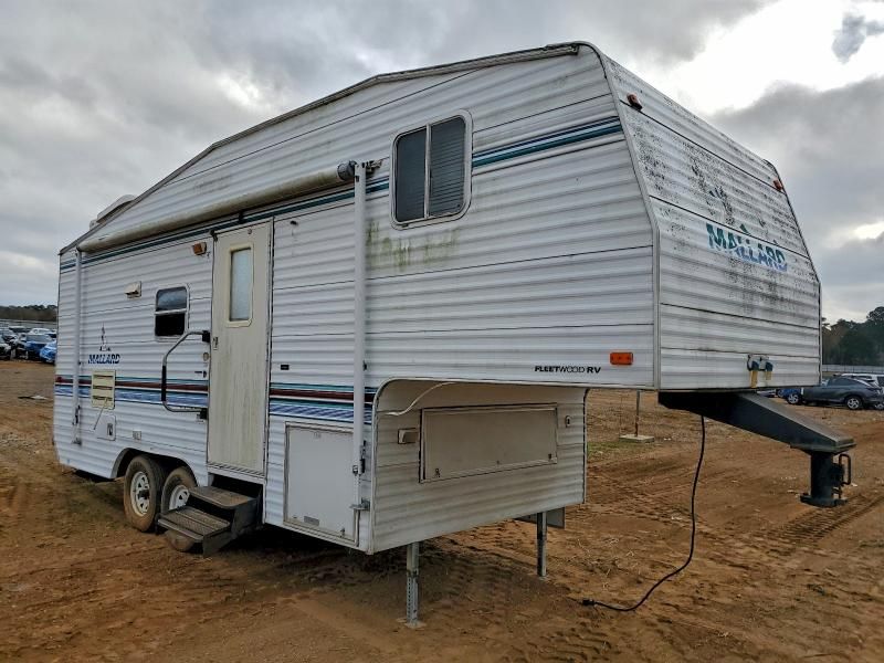 2000 Fleetwood Travel