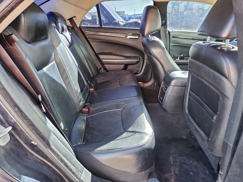 2015 Chrysler 300 Limited