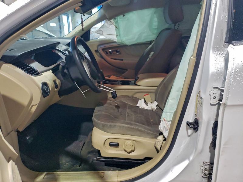 2015 Ford Taurus se