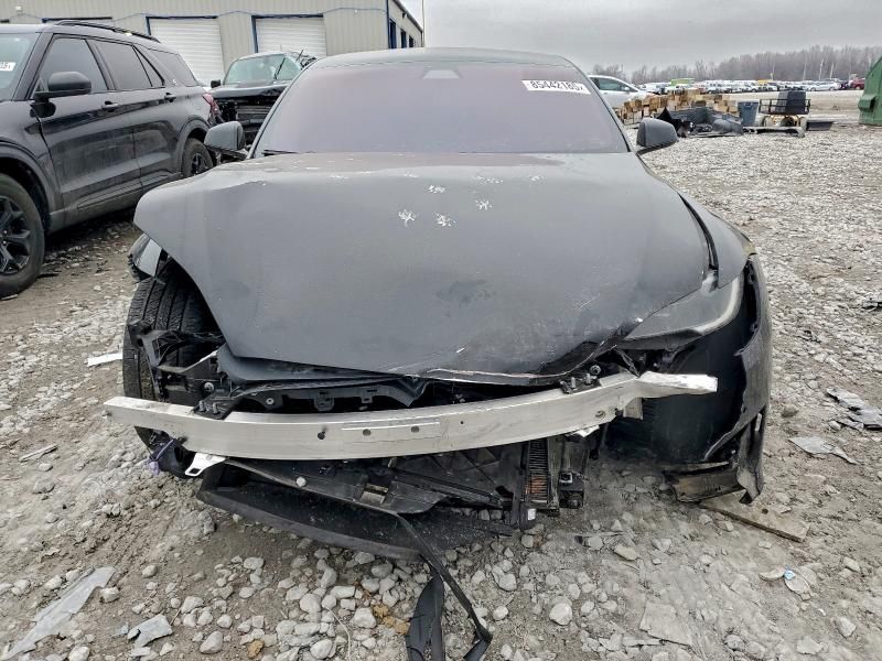 2022 Tesla Model s