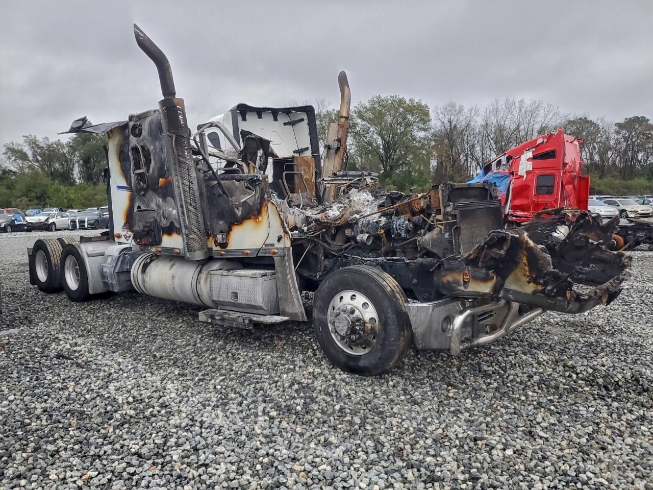 2016 Freightliner Conventional Coronado 132