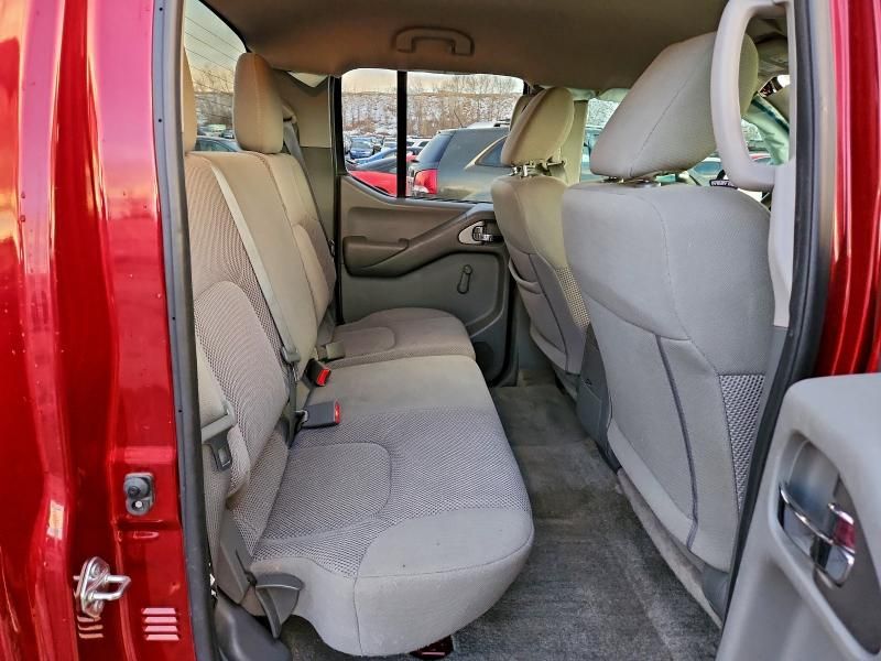 2018 Nissan Frontier s