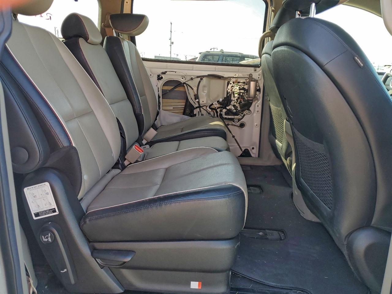 2019 KIA Sedona ex