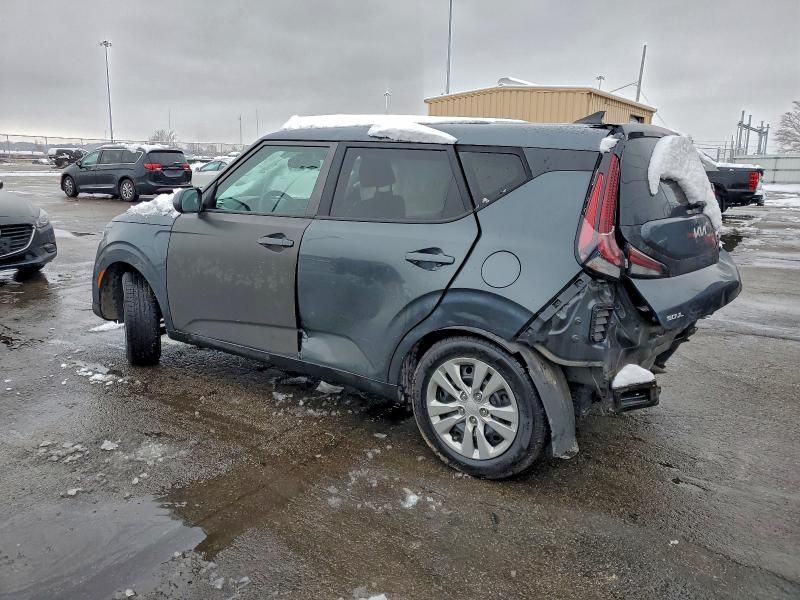 2023 KIA Soul lx