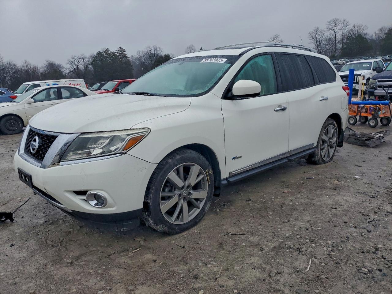 2014 Nissan Pathfinder sv Hybrid