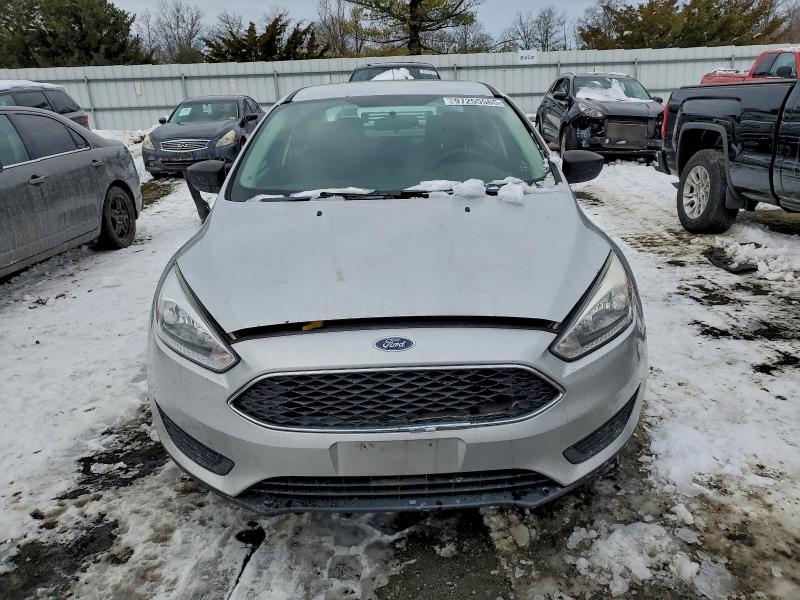 2018 Ford Focus s