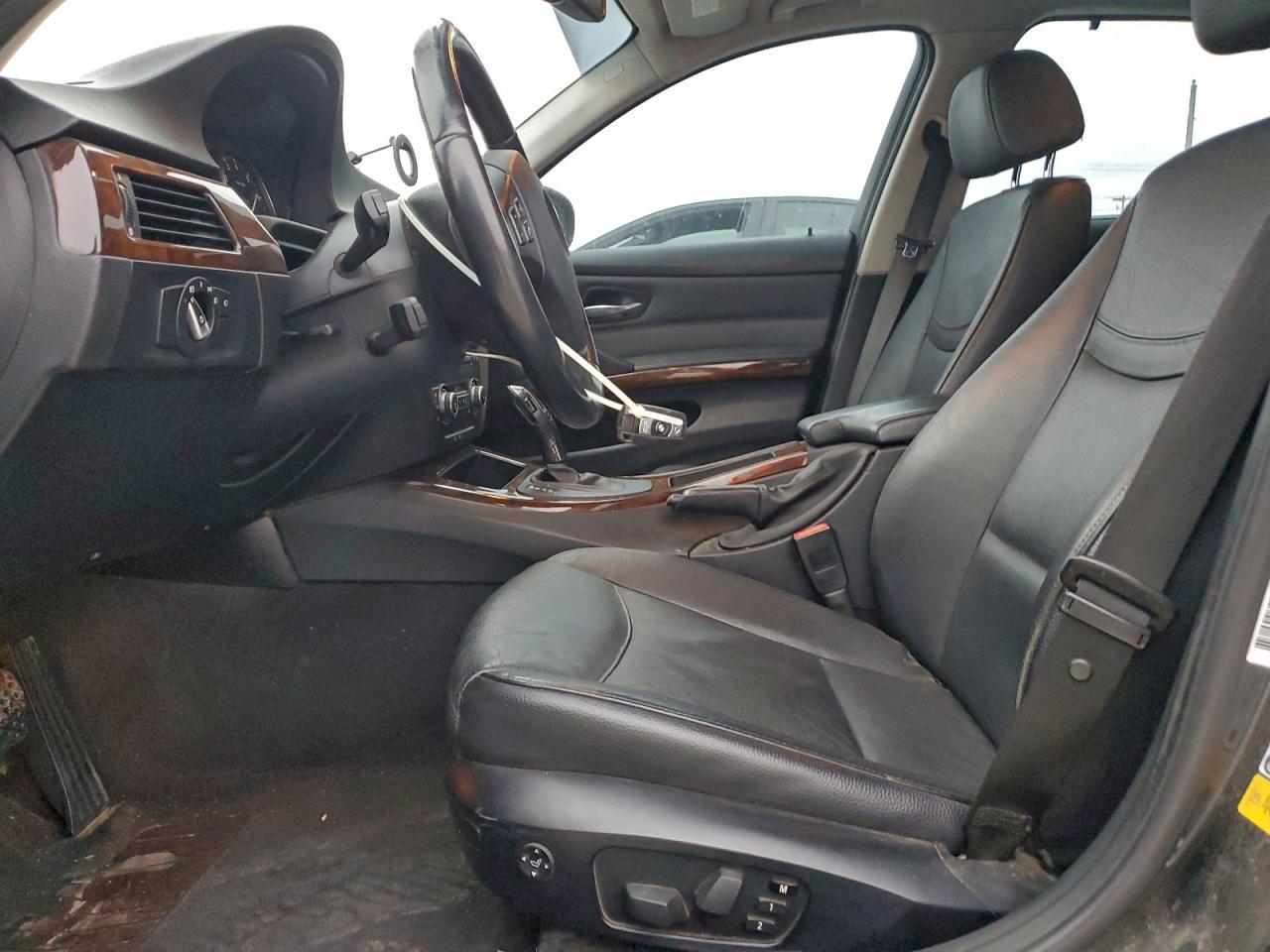2011 BMW 328 i