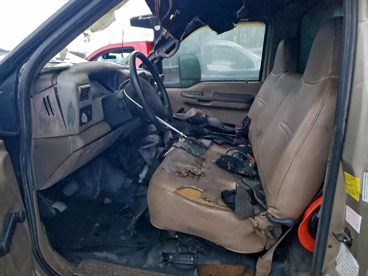 2001 Ford F450 Super Duty Dump Truck