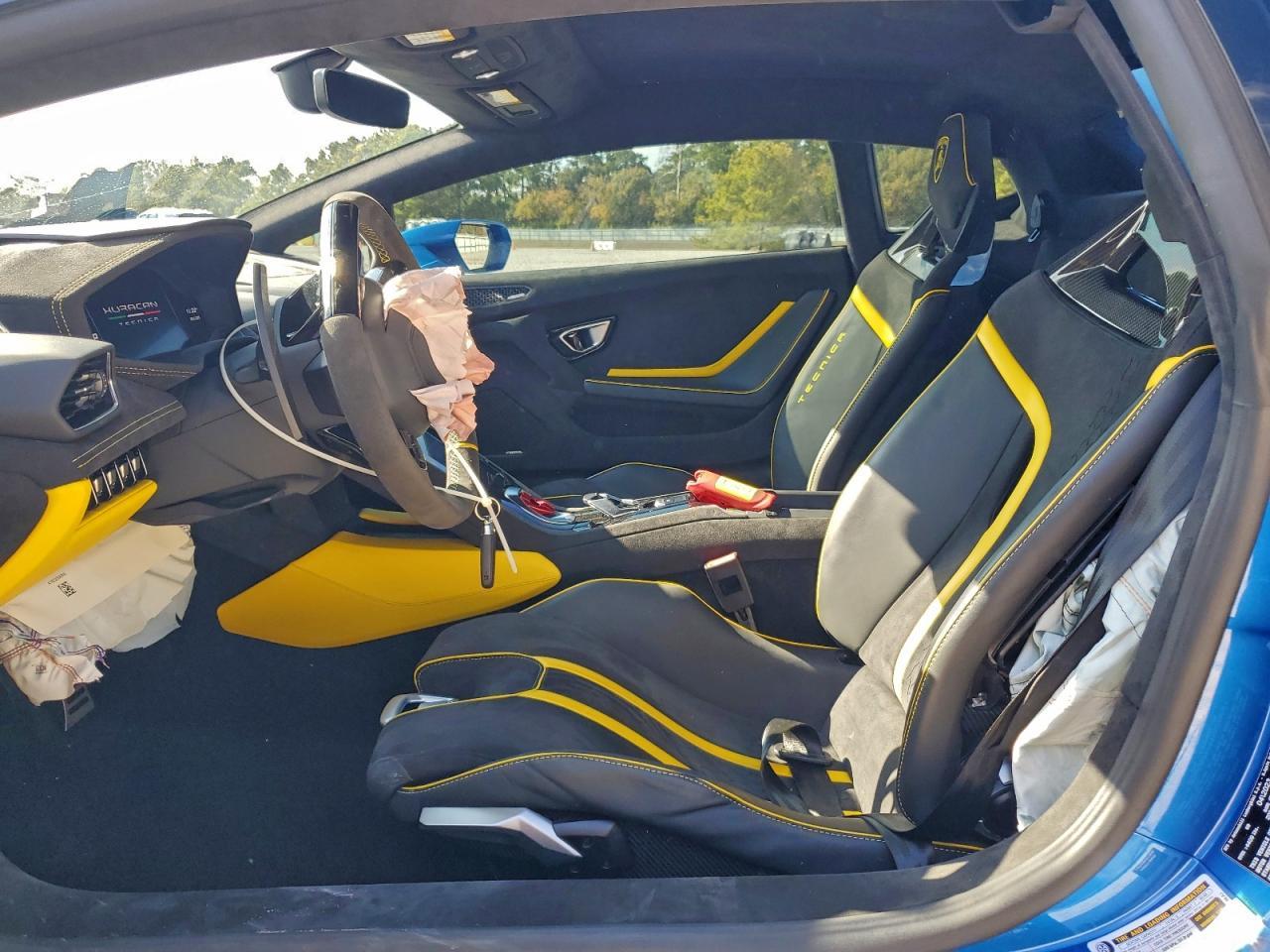 2023 Lamborghini Huracan Tecnica