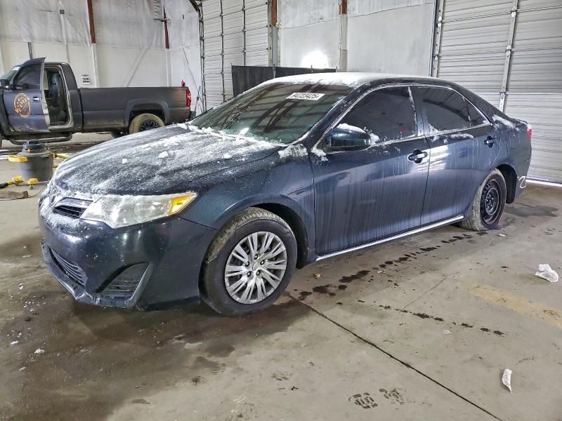 2014 Toyota Camry le