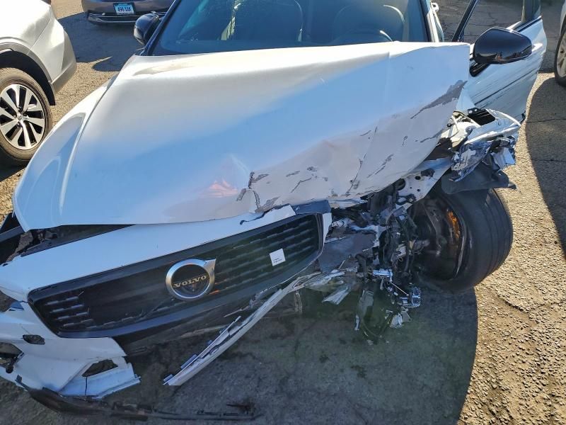 2021 Volvo S60 T8 Polestar Engineered