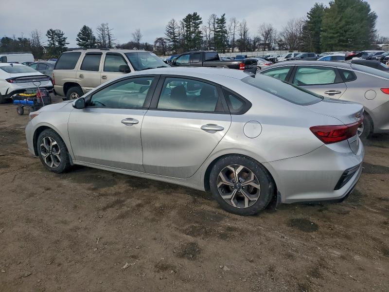 2021 KIA Forte lxs