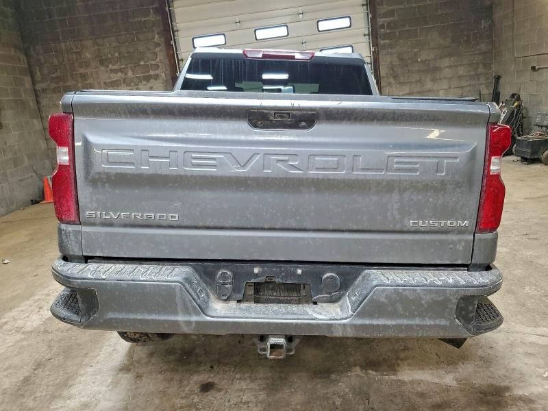 2021 Chevrolet Silverado K1500 Custom