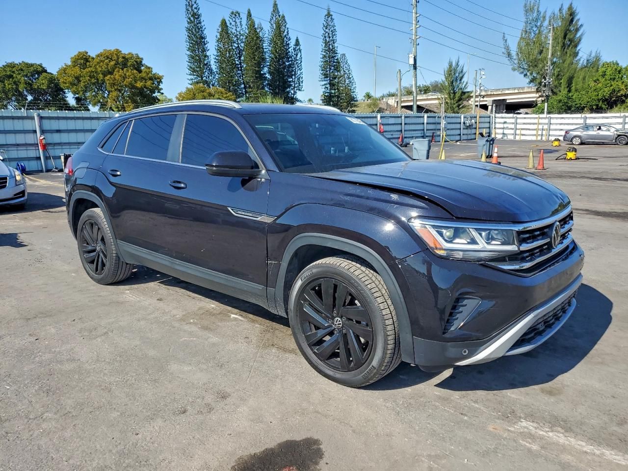 2022 Volkswagen Atlas Cross Sport se