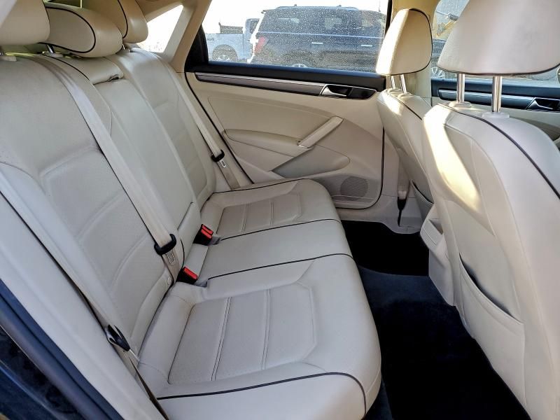 2018 Volkswagen Passat s