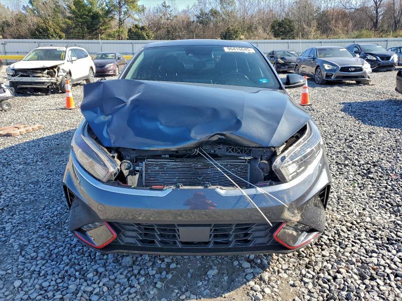 2023 KIA Forte gt Line