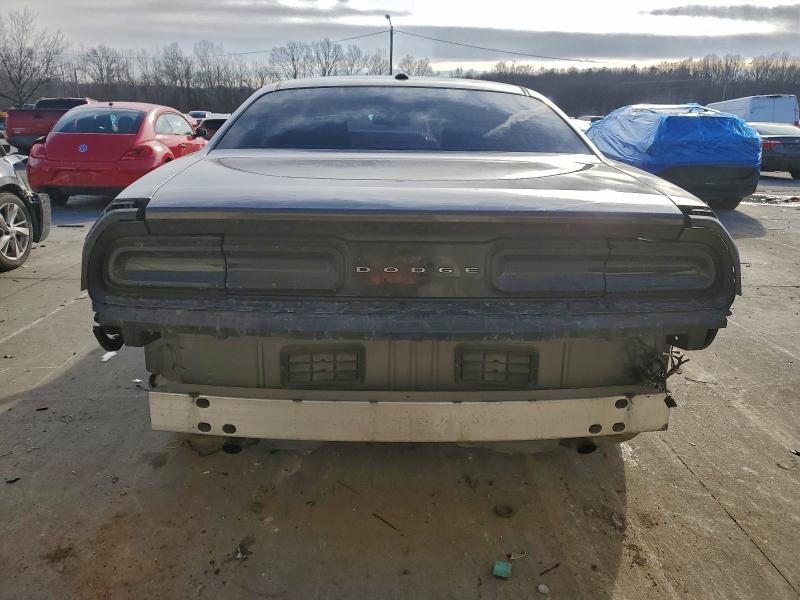 2016 Dodge Challenger sxt