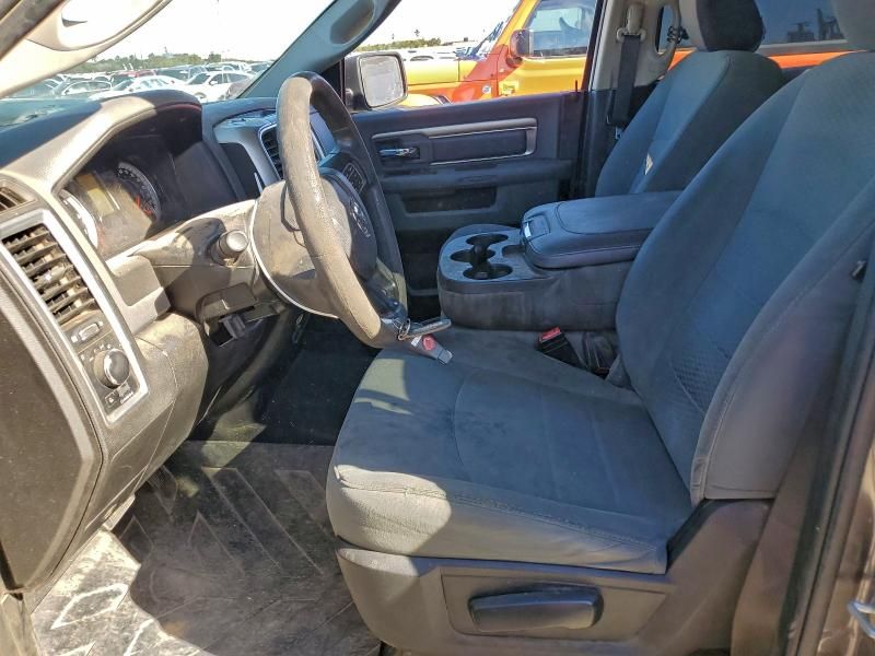 2020 Dodge Ram 1500 Classic slt