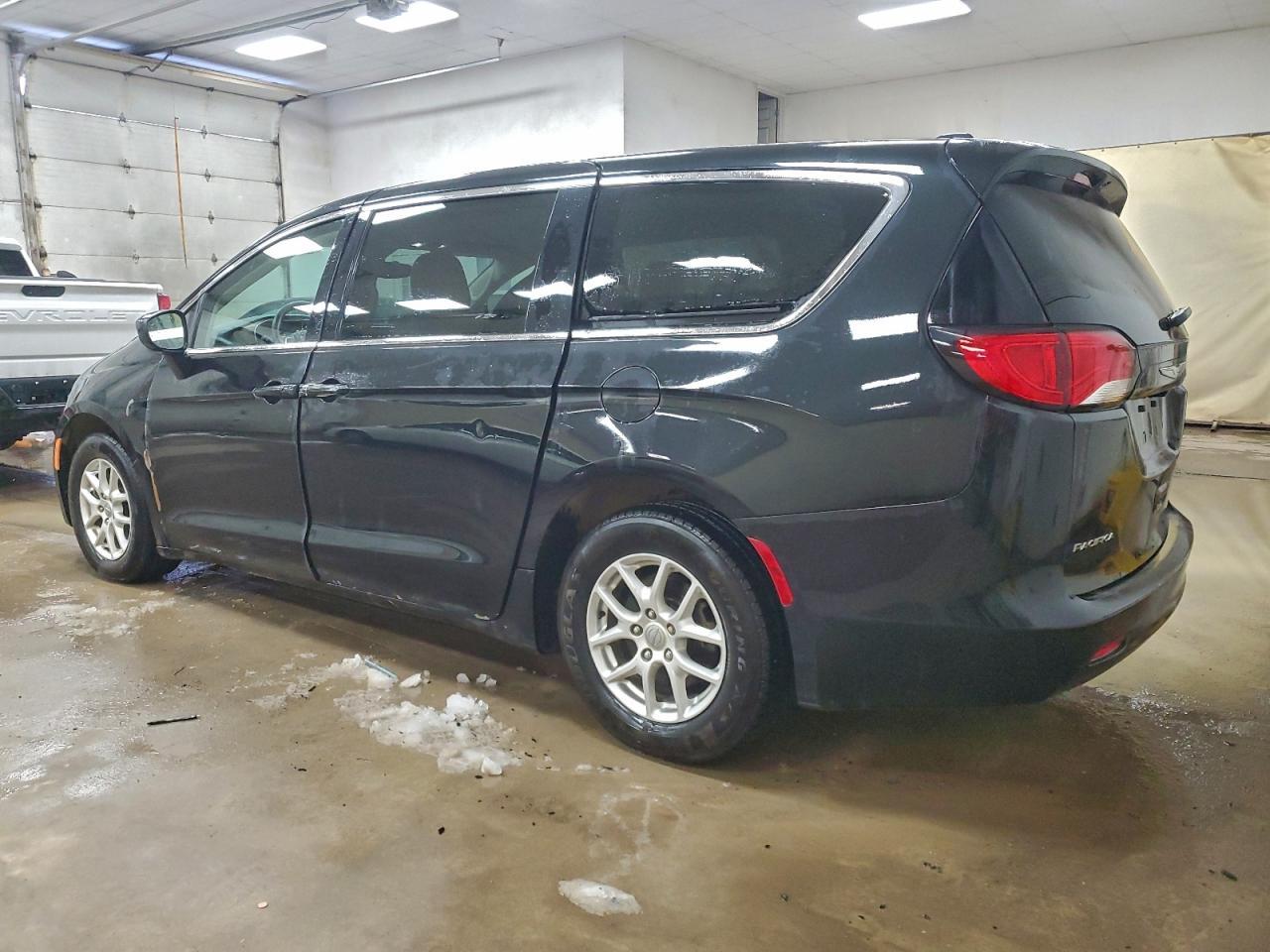 2017 Chrysler Pacifica lx