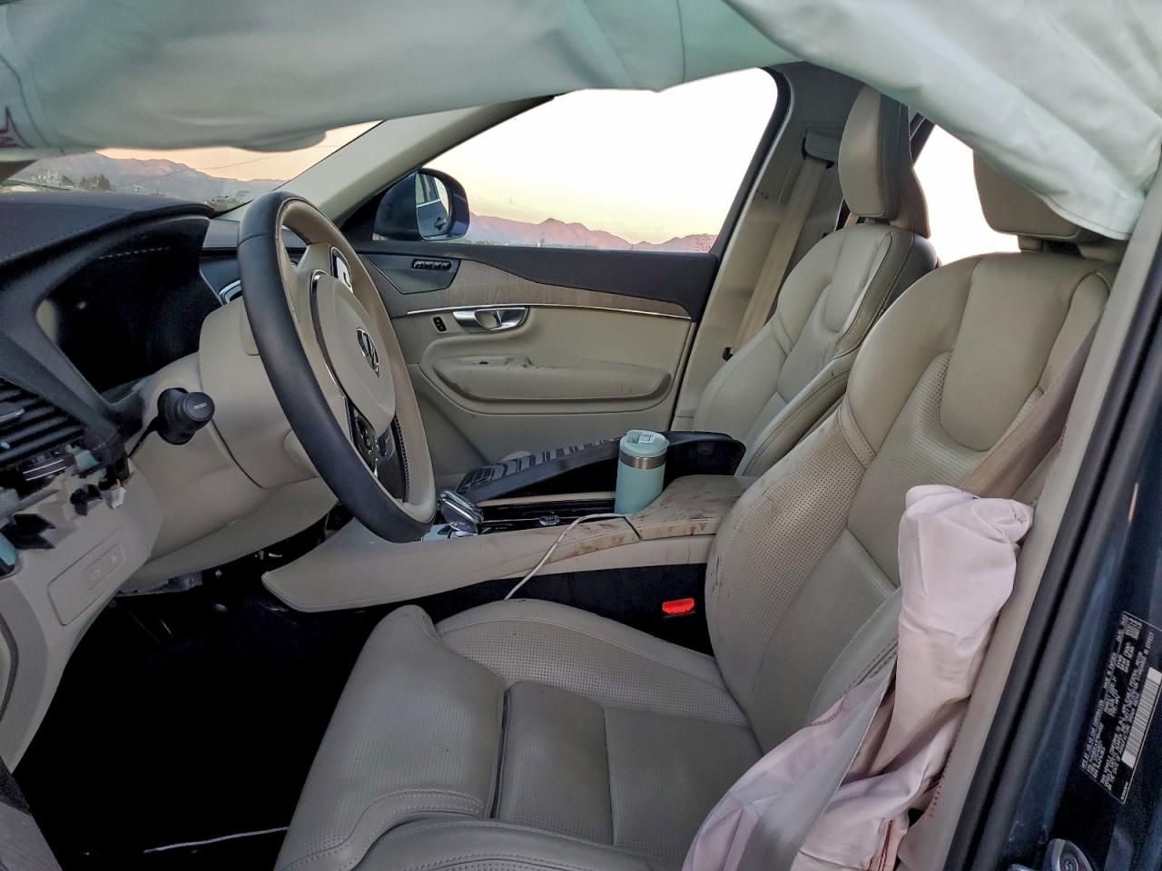 2023 Volvo Xc90 Ultimate