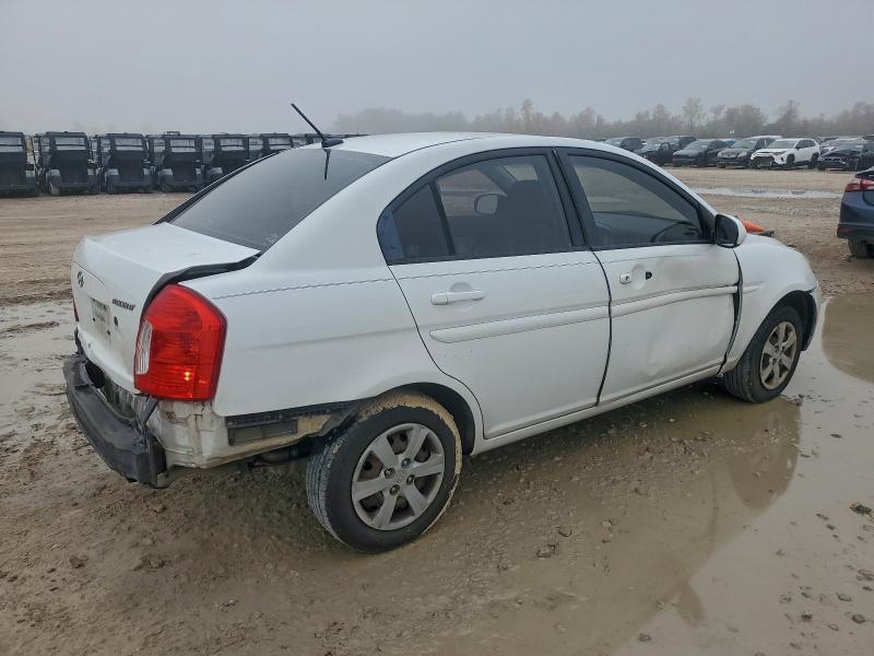 2010 Hyundai Accent gls